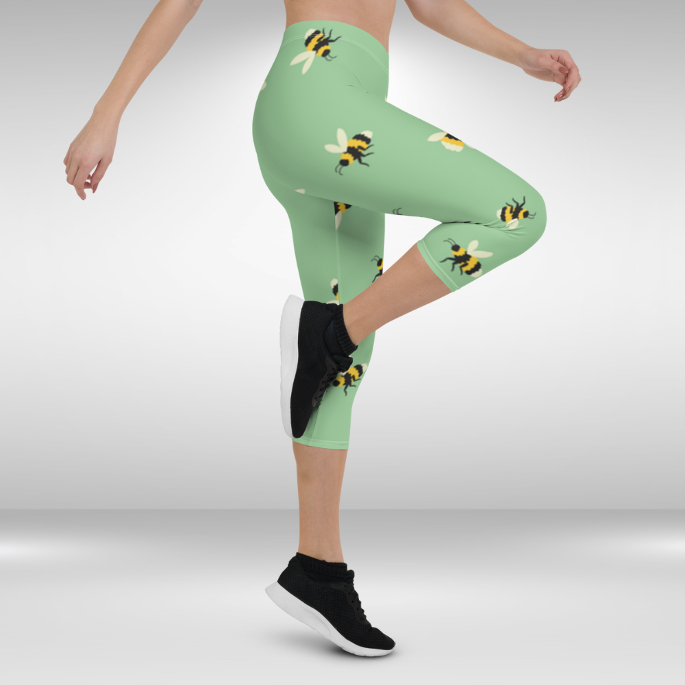 Women Gym Capri Legging - Green Busy Bee Print